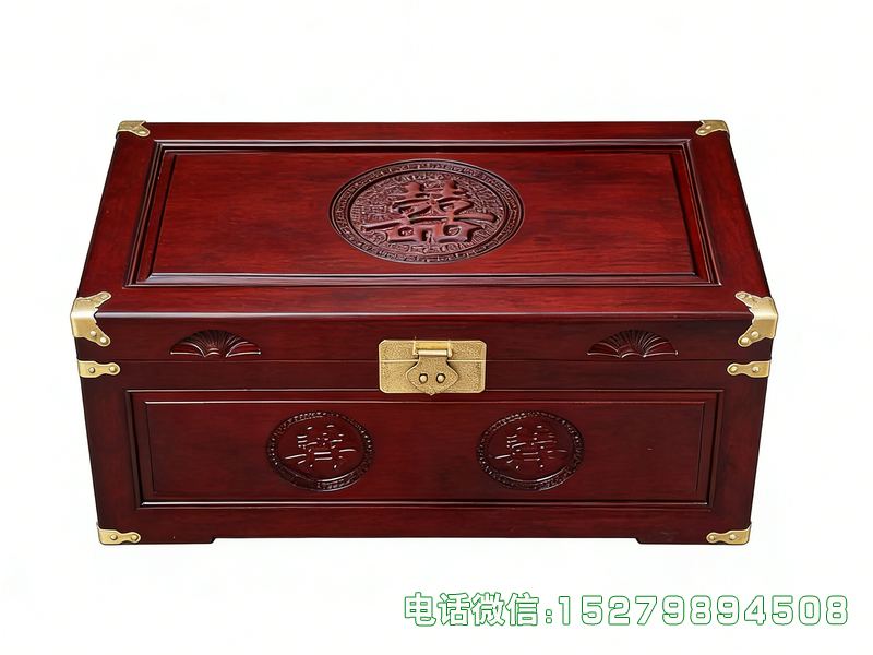 无棣县红色金属角嫁妆箱
