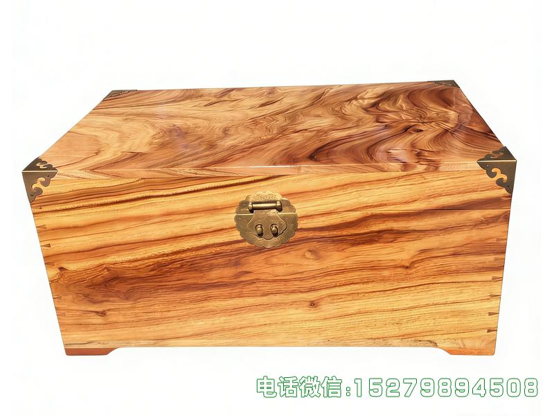 杏花岭浅木色花纹金属角实木箱