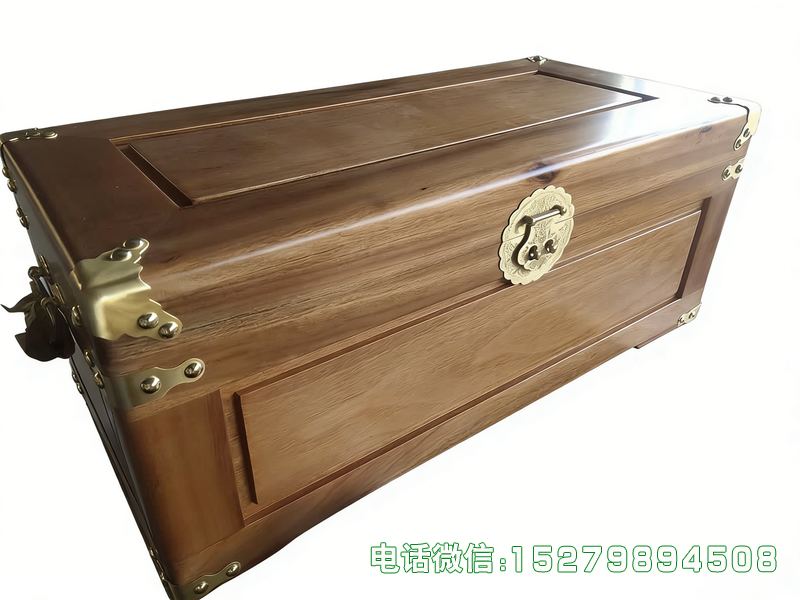 浅棕色金属角书画箱